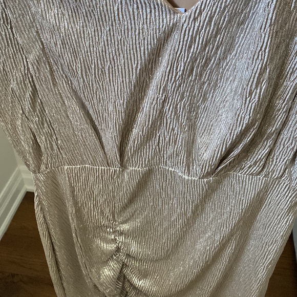 Suncoo metallic fitted dress. Brand new. - Picture 2 of 6